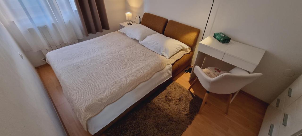 Apartment Evergreen Pula Ngoại thất bức ảnh